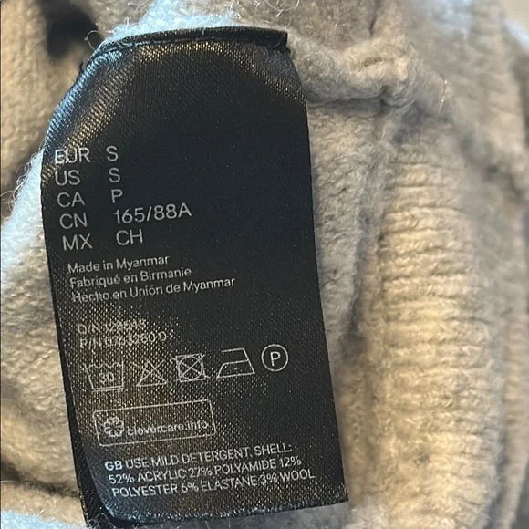 Cozy Gray H&M mock neck  Sweater - Picture 7 of 7